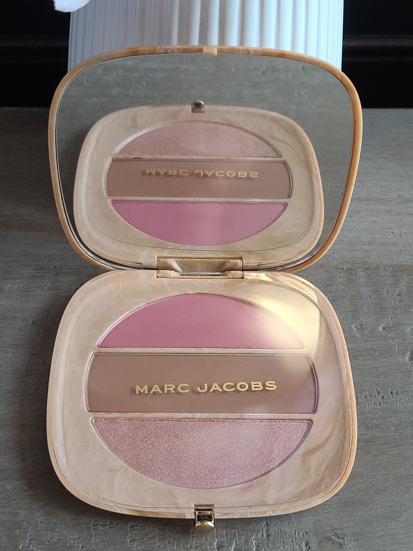 Marc Jacobs O!Mega X Three Powder Blush-Bronze-Highlight Palette