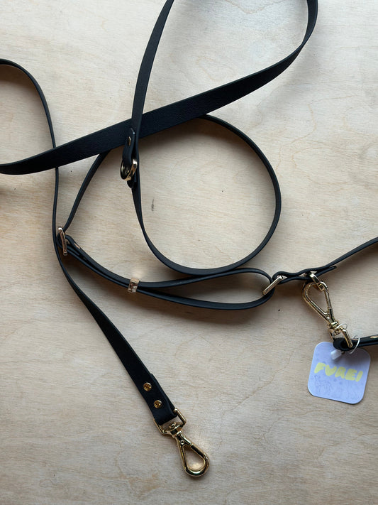 Furei Pets Waterproof Adjustable Leash - Black