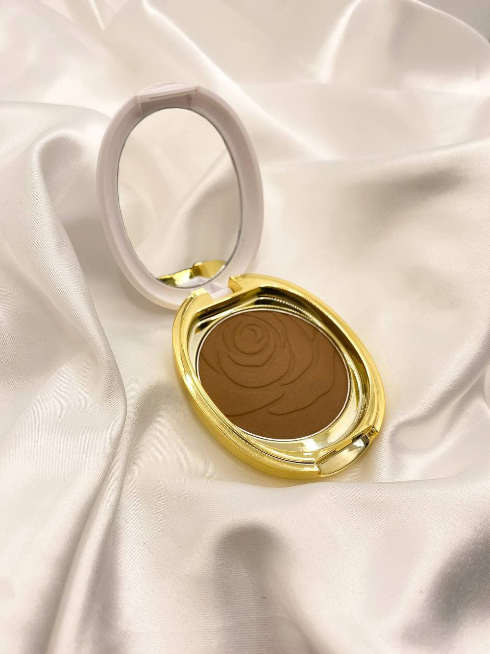 Caramel Macaron Bronzer
