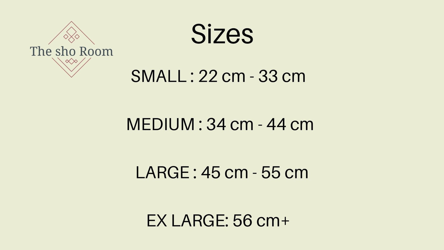 Hand tooled medium collar